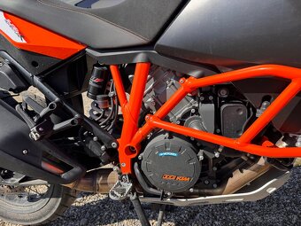 KTM 1290 Super Adventure R 2020 - 12