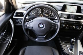 BMW Rad 3 Touring 320d xDrive Advantage A/T - 12