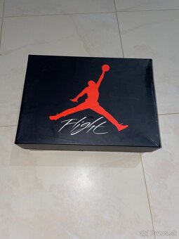 Air Jordan Retro 4 Flight Nostalgia - 12