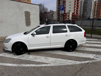 Škoda oktavia 1.6tdi 77 kW - 12