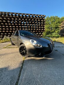 Alfa Romeo Giulietta 2.0 JTD 175k Distinctive - 12