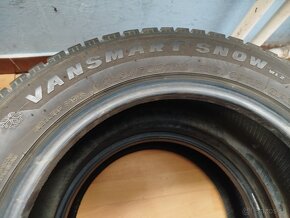 Dve zimné pneumatiky 215/60 R17 Maxis - 12