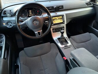 VOLKSWAGEN PASSAT VARIANT 2.0 TDI  103 kW CR NAVI - 12