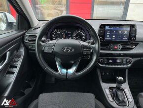 Hyundai i30 1.5 T-GDi mHEV DCT Family,F1 radenie,59 035km,SR - 12