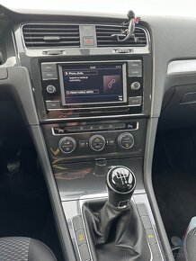 VW Golf 2019 SK auto, 1.majitel  48tis km, 63kW 1.0 TSI - 12