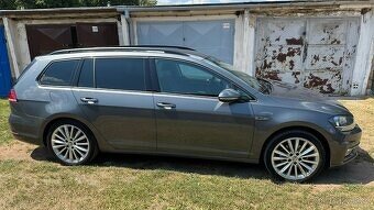 VW Golf 1,6TDI Variant Comfortline - 12