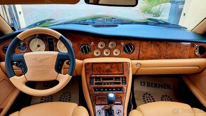 Bentley Arnage 4,4i 254kW (345 PS) Automat - 12