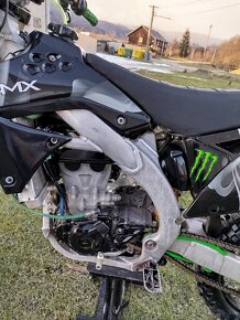 Kawasaki kxf450 - 12