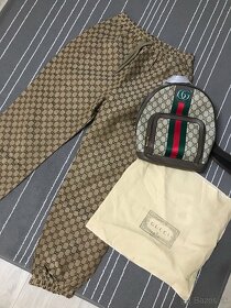 ruksak GUCCI + nohavice. - 12