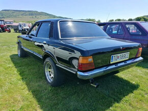 Ford Taunus - 12