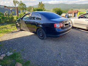 Zdravím predám ww jetta 2.0 TDI - 12