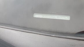 Kia Ceed SW, 121 tis.km, 1.majiteľ, benzín - 12