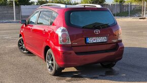 Toyota Corolla Verso Benzín 1.8 VVT-i A/T - 12