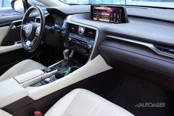 Lexus RX 450H 3,5 i V6 193 kW HYBRID 4x4, 1.MAJITEĽ - 12