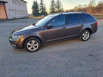 Škoda octavia 3 combi 4x4 2,0TDI 110KW 243 500km - 12