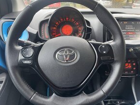 Toyota Aygo 1.0 VVT-i x-clusiv x-shift - 12