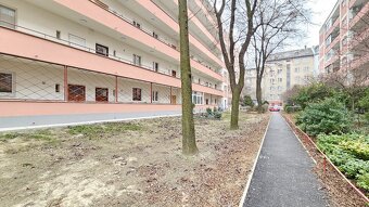 VEĽKÝ 1 IZB. BYT S PAVLAČOU A PIVNICOU - ŠANCOVÁ, BRATISLAVA - 12