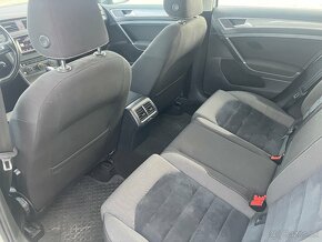 VW Golf Alltrack 2.0 TDI - DSG, 4x4, WEBASTO, XENONY, TAŽNÉ - 12