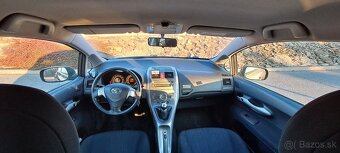 Toyota Auris 1.4 VVT-i, 71 kW, 2008 - 12