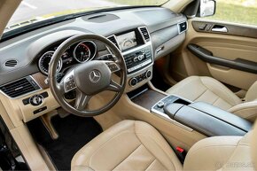 Mercedes ML350 2015 - 12