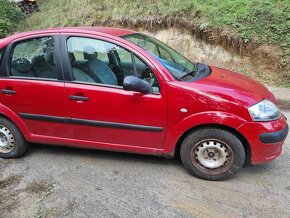 Predám na náhradné diely Citroën C3 - 12