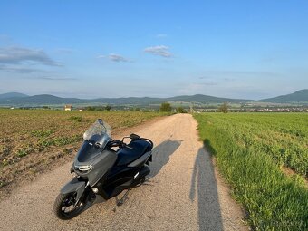 Predám skúter Yamaha Nmax 125 2021 - 12