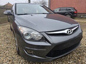 Hyundai i30 1.4i CVVT Facelift 2011 111 000km - 12