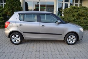 ŠKODA FABIA II 1.4 16V, TEMPOMAT, ELEKTRÓNY, CÚVACÍ SENZOR - 12