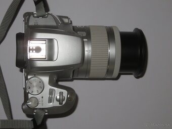 Canon EOS 250D - 12