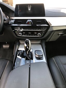 BMW 520d Touring Luxury Line - 12