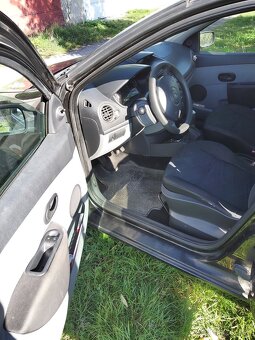 Renault Clio 3 - 12