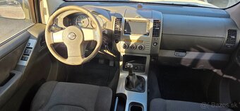 Nissan Pathfinder 2.5 dCi LE - 12