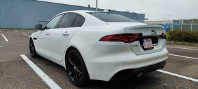 JAGUAR XE - 12