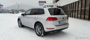 Volkswagen Touareg - 12