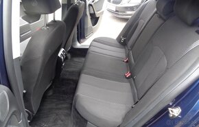 Volkswagen Passat 1.6TDI Comfortline - 12