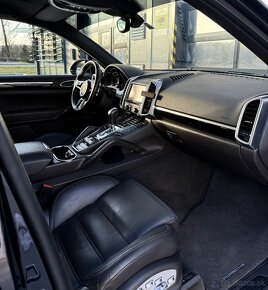 Porsche Cayenne S 4.2 TDI Tiptronic - 12