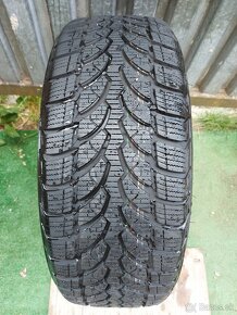 Špičkové zimné pneu Bridgestone Blizzak - 205/55 r16 - 12
