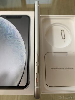 Apple iPhone XR 64gb white - 12