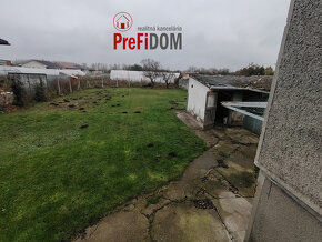 PREDAJ pekný 3 izbový rodinný dom Šurany.  Pozemok 796 m2. - 12