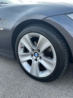 BMW E91 320D - 12