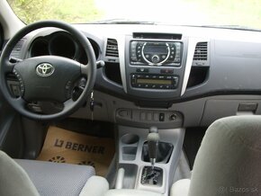 Toyota Hilux 3.0 D-4D 126Kw A/T 5 - 12