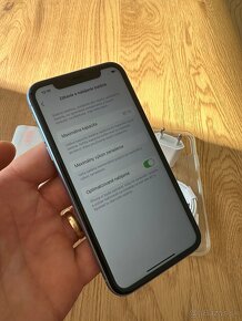 iPhone XR 128 gb Blue v záruke - 12