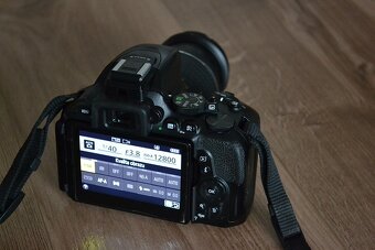 Nikon D5500 - wifi - dotyk. display - nafotene len 13 tisic - 12