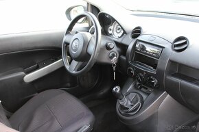 Mazda 2 1.3i CE Pro - 12