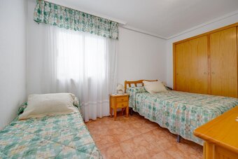 Investičná príležitosť – apartmán pri mori, Torrevieja - 12