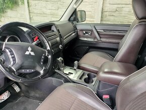 Mitsubishi Pajero 3.2 DiD 147KW AT/5 4x4 Uzávierka - 12