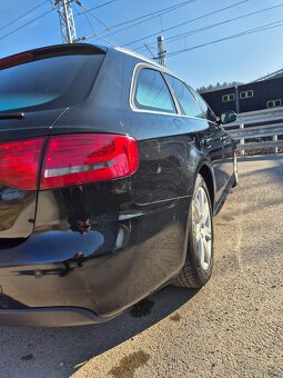 AUDI A4 AVANT B8 S-LINE 2.0TDI 88KW M6 2009 - 12