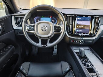 Volvo XC60 B5 AWD R-Design 2022 - 12