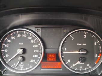 BMW 320D Automat - 12