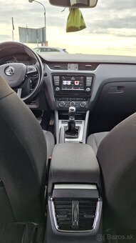 ŠKODA OCTAVIA COMBI 1.6 TDI - 12